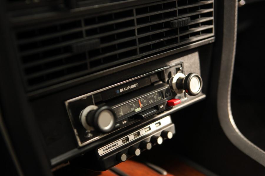 Детали интерьера BMW 3.0CSi (E9) 1974 года  (EU) (фото 86 из 198)